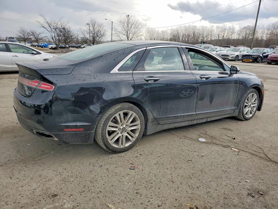 Foto 3 de la subasta – 2016 LINCOLN MKZ con VIN 3LN6L2G90GR627627
