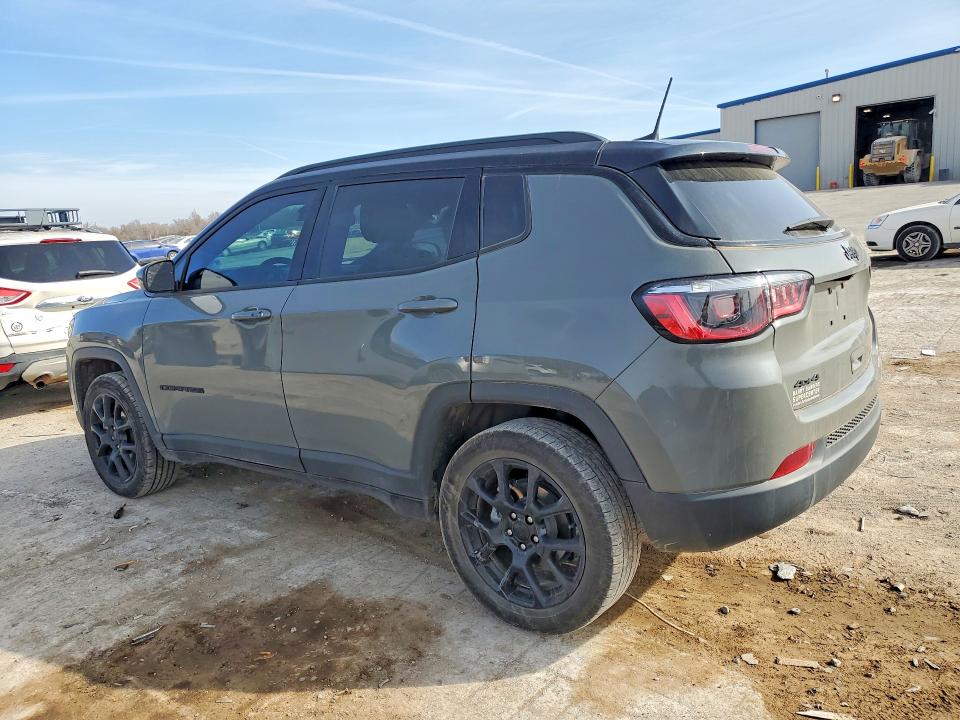 Photo 2 from auction – 2023 JEEP COMPASS with VIN 3C4NJDBN5PT571094
