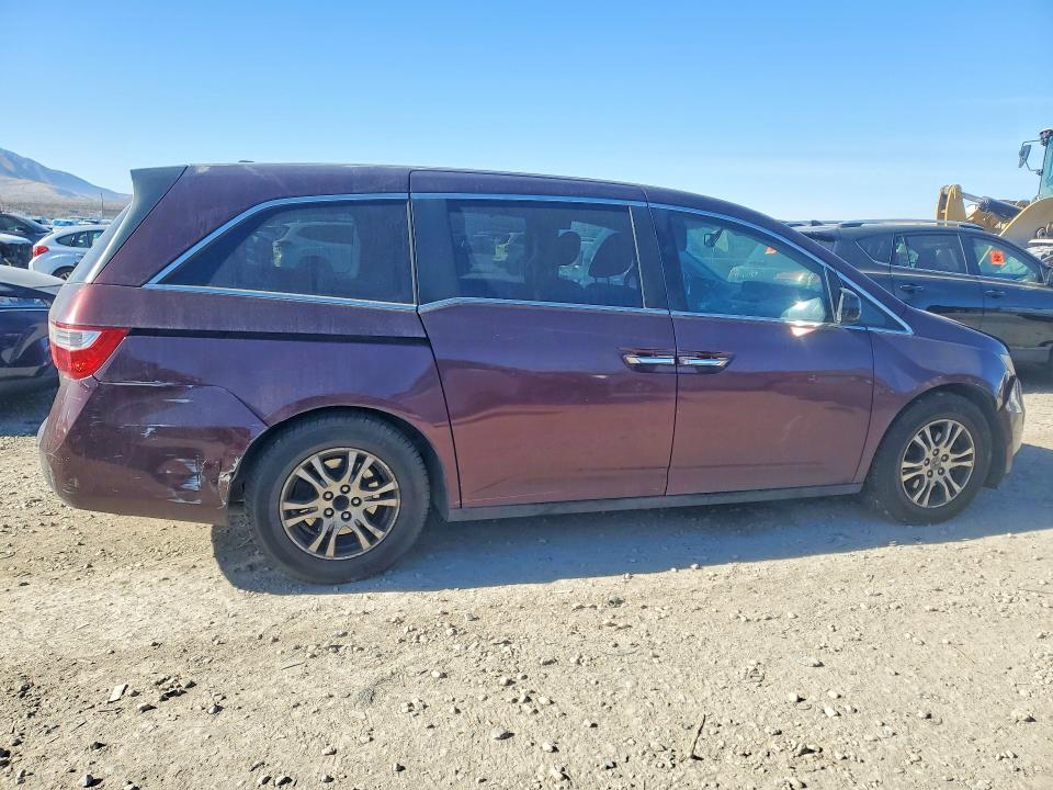 Photo 3 from auction – 2011 HONDA ODYSSEY EX with VIN 5FNRL5H69BB082903
