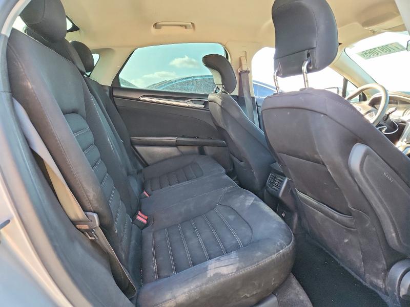 Photo 10 from auction – 2014 FORD FUSION SE with VIN 3FA6P0H71ER392264