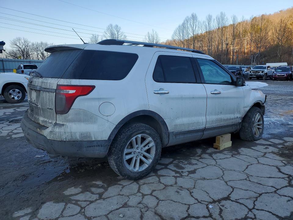 Photo 3 from auction – 2013 FORD EXPLORER with VIN 1FM5K8D83DGC11247