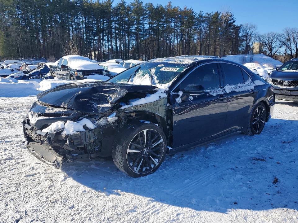 TOYOTA CAMRY XSE 2018 with VIN 4T1B61HK6JU511155 - Photo from auction