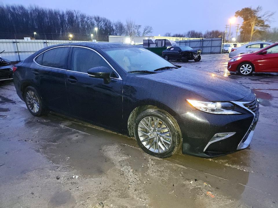 Photo 4 from auction – 2018 LEXUS ES with VIN 58ABK1GG1JU116401