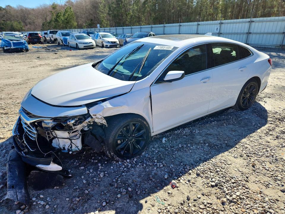 CHEVROLET MALIBU 2019 with VIN 1G1ZD5ST2KF224122 - Photo from auction