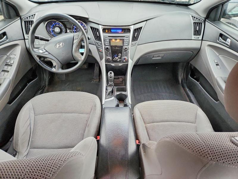 Photo 8 from auction – 2012 HYUNDAI SONATA with VIN 5NPEB4AC4CH497254
