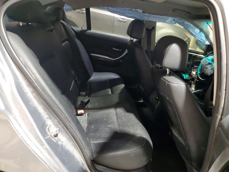 Photo 10 from auction – 2011 BMW 328 with VIN WBAPH7C50BE679634