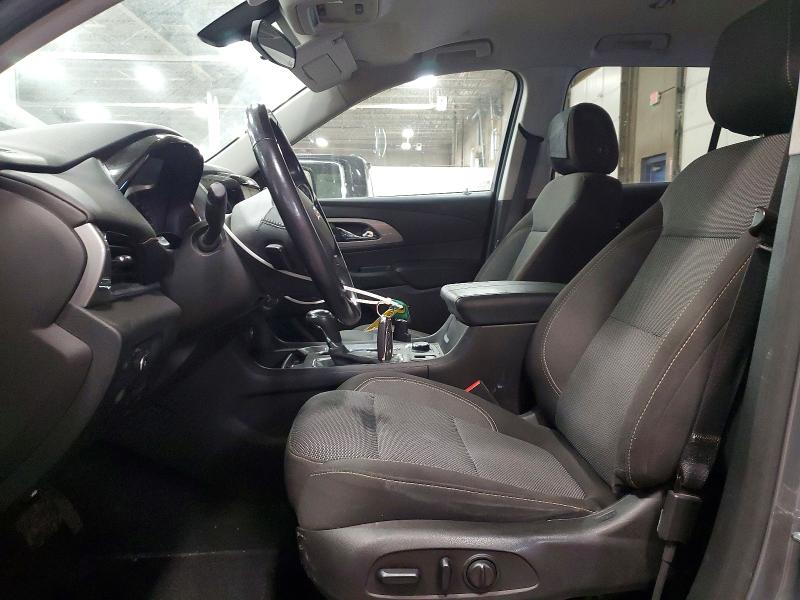 Photo 7 from auction – 2018 CHEVROLET TRAVERSE with VIN 1GNEVGKW0JJ199331