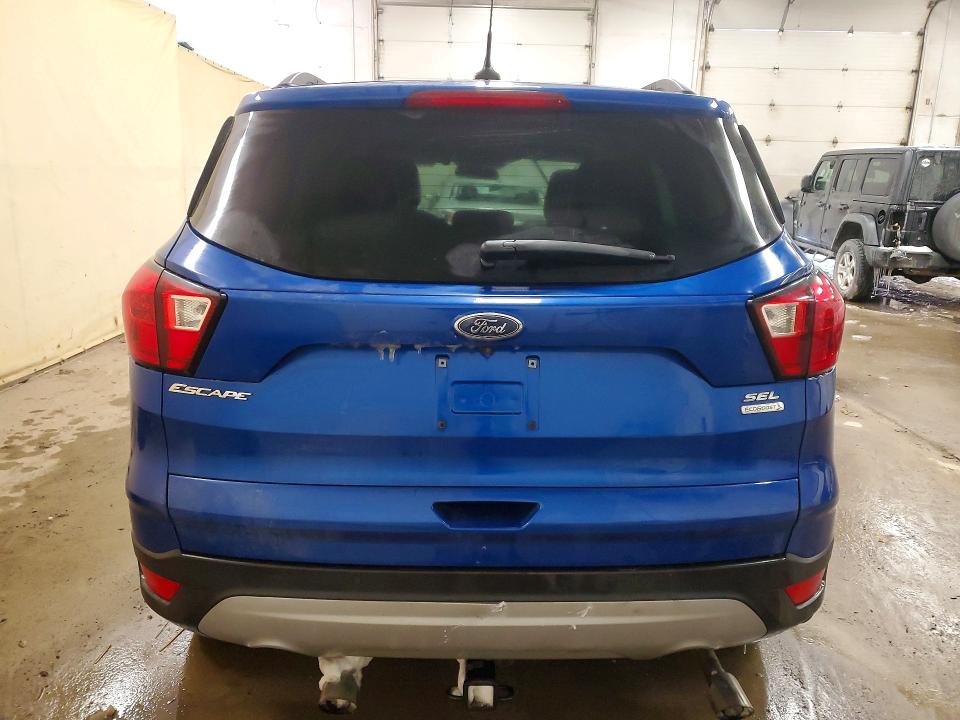 Photo 6 from auction – 2019 FORD ESCAPE with VIN 1FMCU0HD2KUA82460