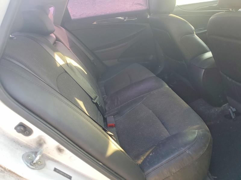 Photo 10 from auction – 2014 HYUNDAI SONATA SE with VIN 5NPEC4AB4EH861244