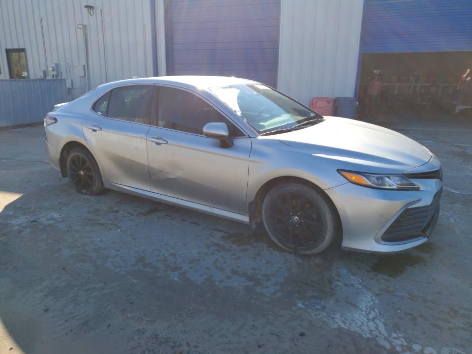 Photo 4 from auction – 2023 TOYOTA CAMRY with VIN 4T1C11AK5PU803000