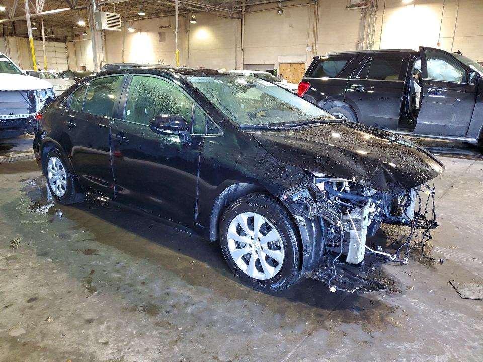 Photo 4 from auction – 2025 TOYOTA COROLLA with VIN JTDBCMFE8SJ043153