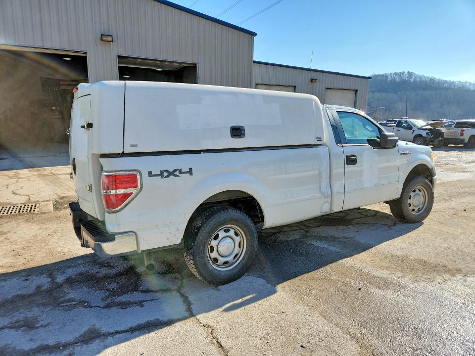 Photo 3 from auction – 2011 FORD F150 with VIN 1FTNF1EF9BKE04199
