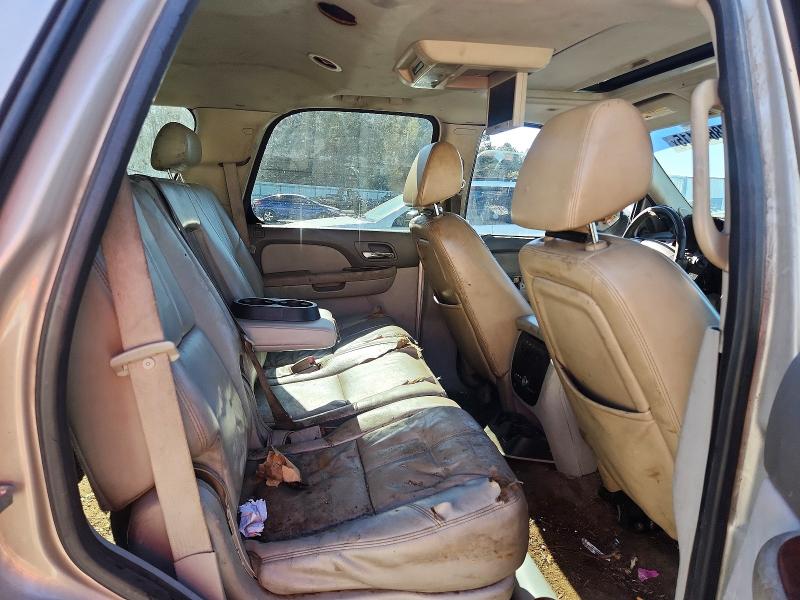 Photo 11 from auction – 2008 CHEVROLET TAHOE with VIN 1GNFC13J68R260767