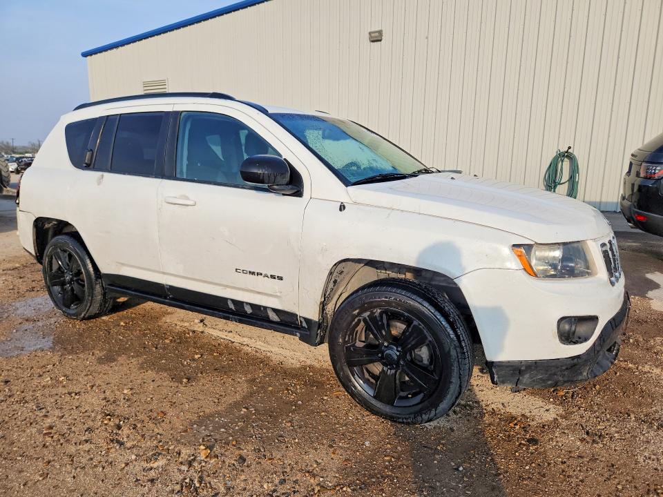 Photo 4 from auction – 2016 JEEP COMPASS with VIN 1C4NJCBA9GD560774
