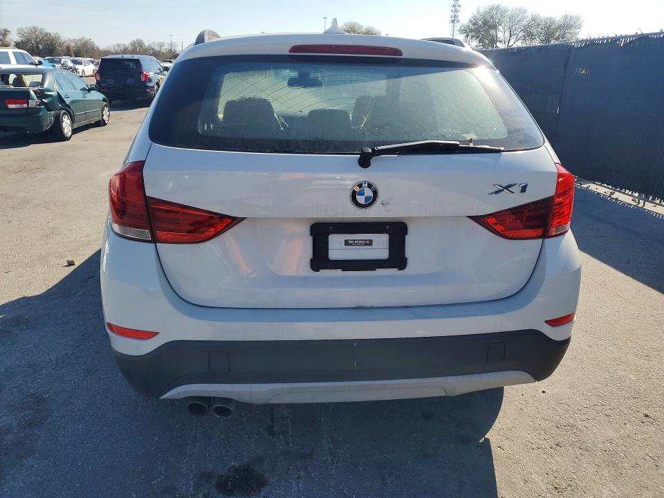 Photo 6 from auction – 2014 BMW X1 with VIN WBAVM1C56EVW48411