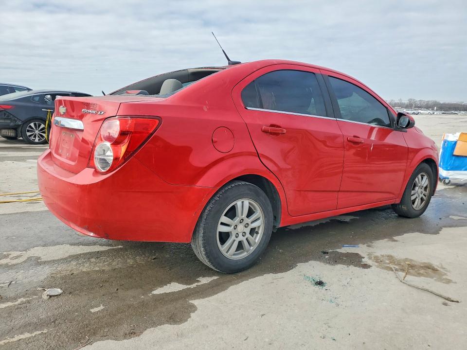صورة رقم 3 من المزاد - 2012 CHEVROLET SONIC مع VIN 1G1JC5SH9C4201333