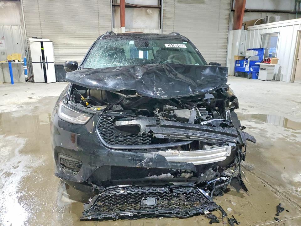 Foto 5 de la subasta – 2025 CHRYSLER PACIFICA L con VIN 2C4RC1GG1SR584229