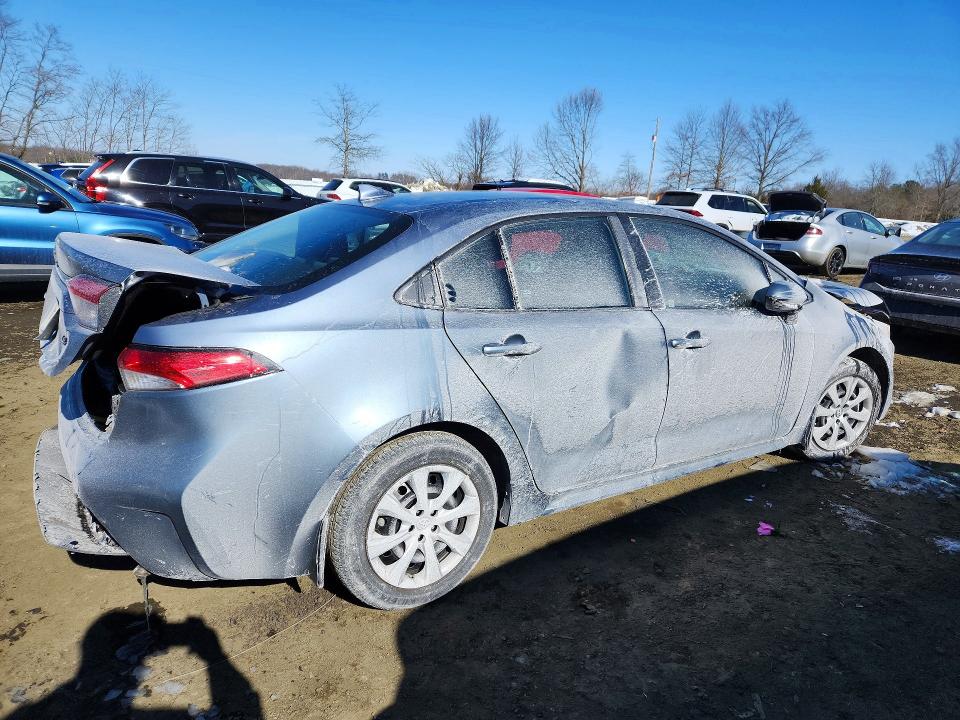 Photo 3 from auction – 2022 TOYOTA COROLLA with VIN 5YFEPMAE8NP287832