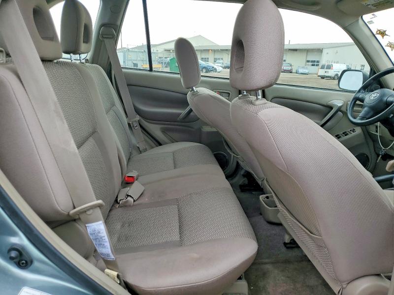 Photo 11 from auction – 2005 TOYOTA RAV4 with VIN JTEHD20V850065180
