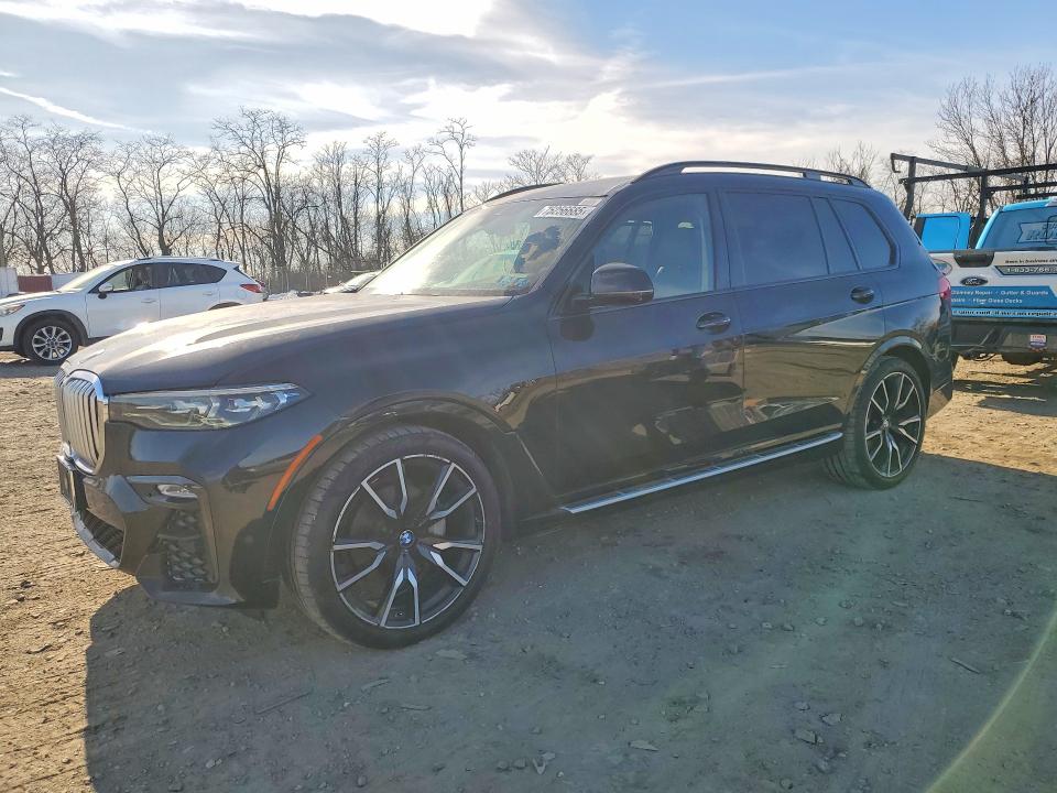 BMW X7 XDRIVE4 2020 with VIN 5UXCW2C02L9B00850 - Photo from auction