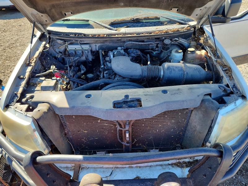 Photo 11 from auction – 2004 FORD F150 with VIN 1FTRX12W54NA78020