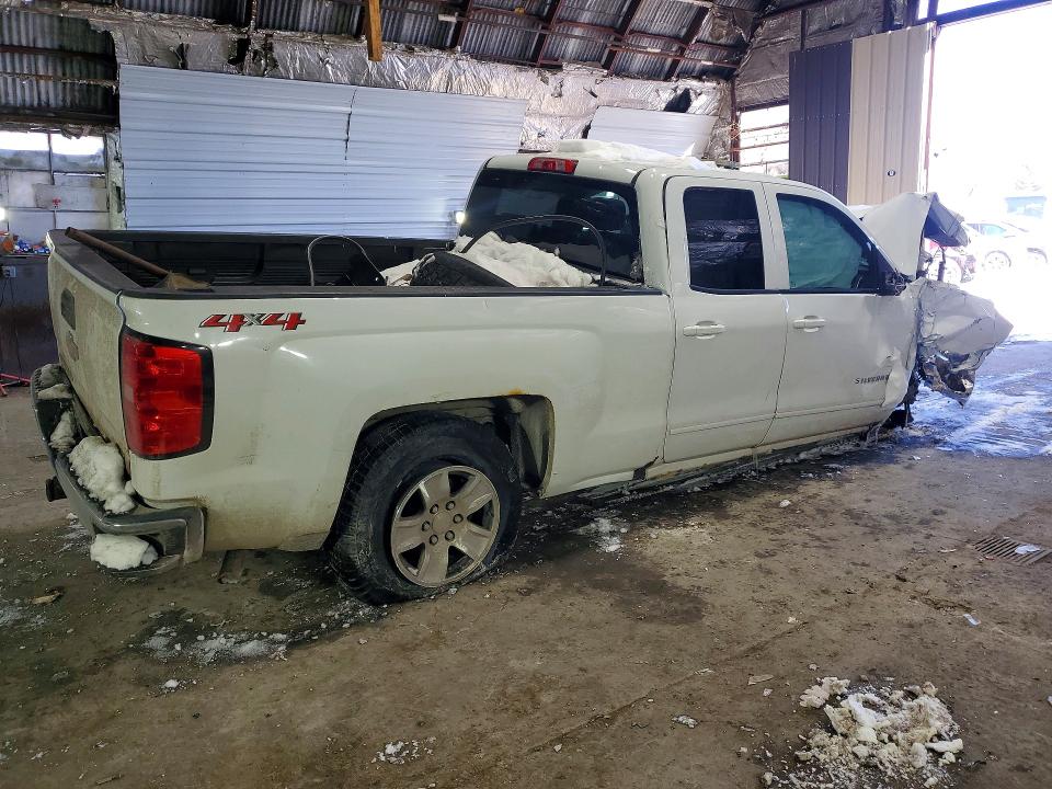 Photo 3 from auction – 2018 CHEVROLET SILVERADO with VIN 1GCVKREC5JZ312450