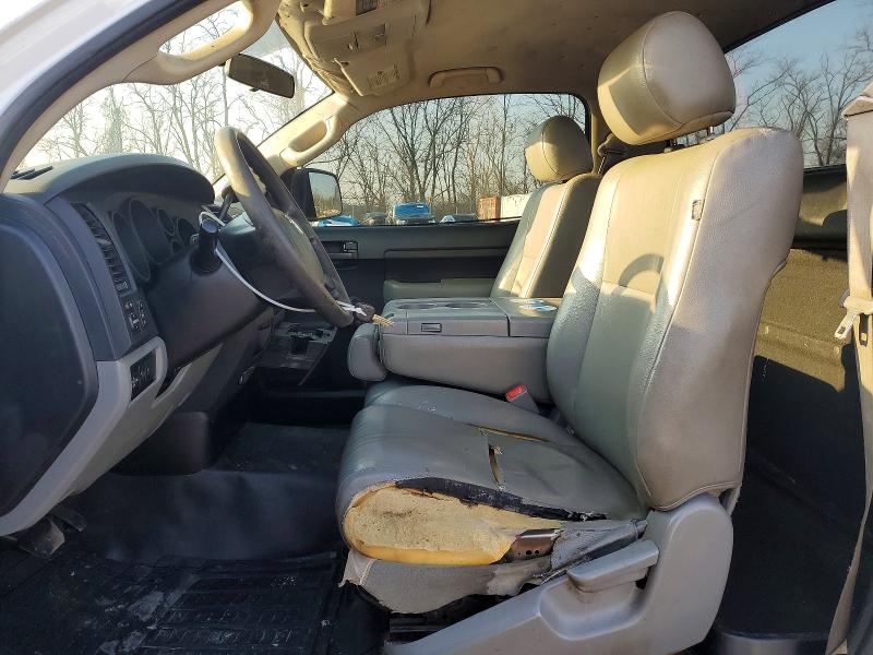 Photo 7 from auction – 2012 TOYOTA TUNDRA with VIN 5TFMY5F17CX232257