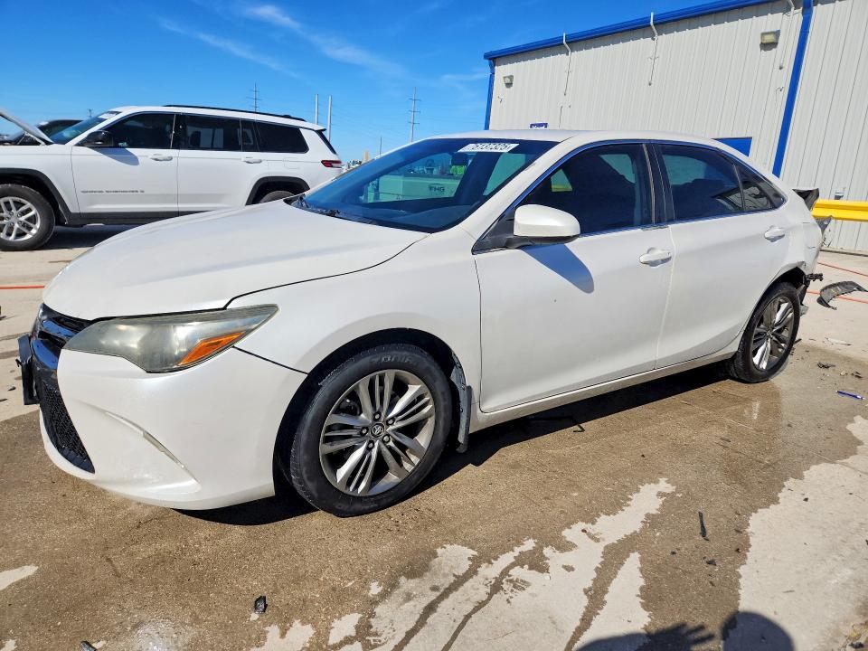 TOYOTA CAMRY LE 2015 with VIN 4T1BF1FK5FU952253 - Photo from auction