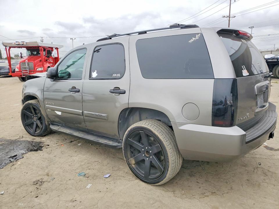 Photo 2 from auction – 2007 CHEVROLET TAHOE C150 with VIN 1GNFC13067R272603