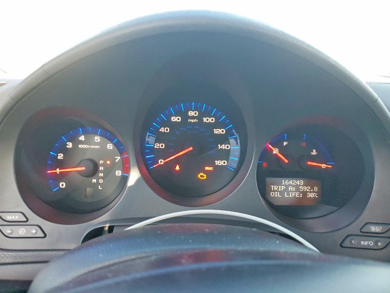 Photo 9 from auction – 2004 ACURA TL with VIN 19UUA66264A013864