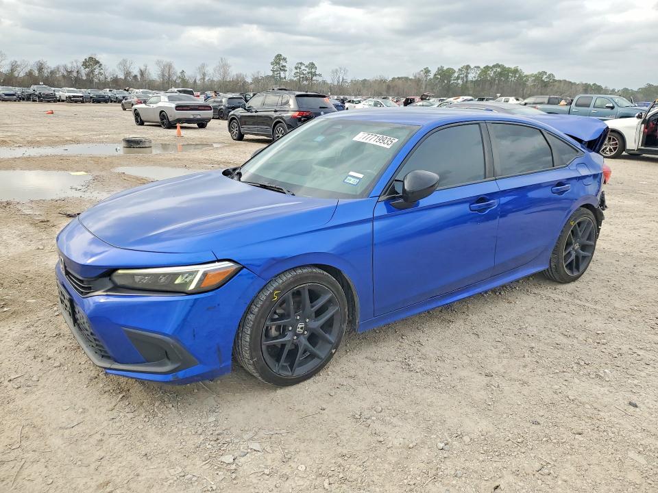 HONDA CIVIC 2022 with VIN 2HGFE2F56NH528091 - Photo from auction