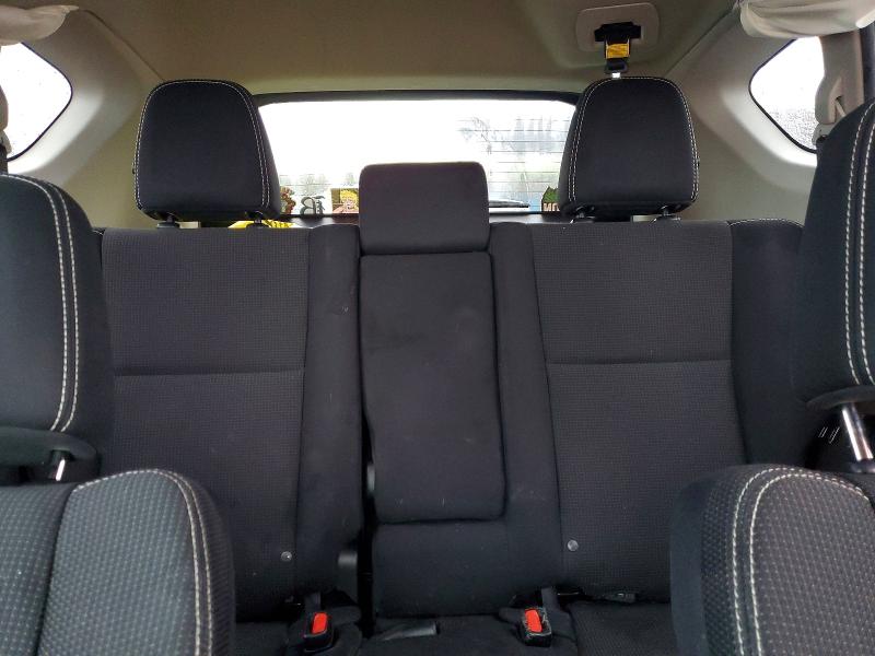 Photo 10 from auction – 2018 TOYOTA RAV4 with VIN 2T3RFREV8JW802811