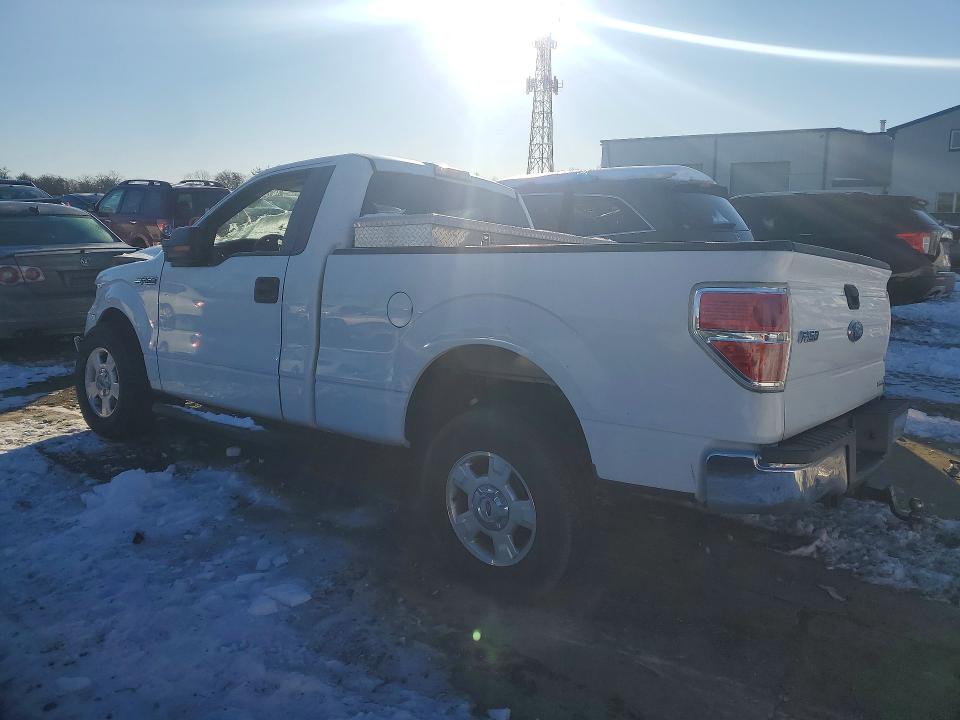 Photo 2 from auction – 2014 FORD F150 with VIN 1FTMF1CM8EKD18187