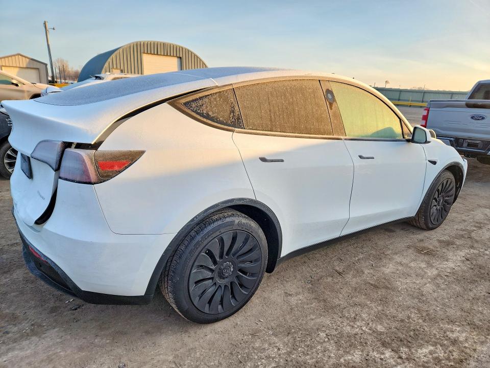 Photo 3 from auction – 2023 TESLA MODEL Y with VIN 7SAYGDEE1PF817213