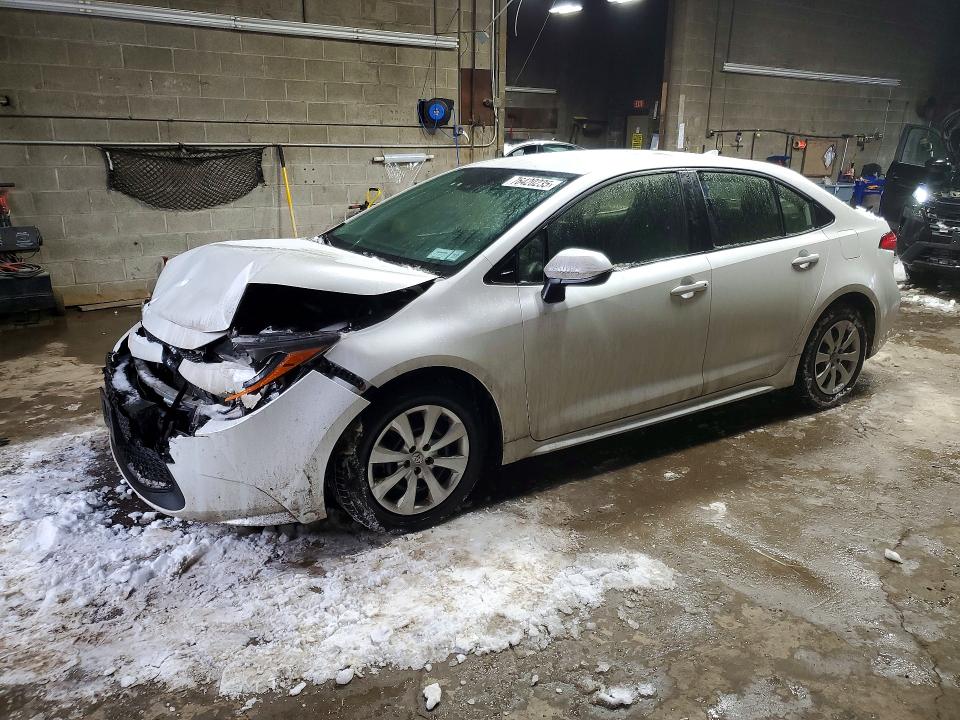 Photo 1 from auction – 2022 TOYOTA COROLLA LE with VIN JTDEPMAE0NJ192895