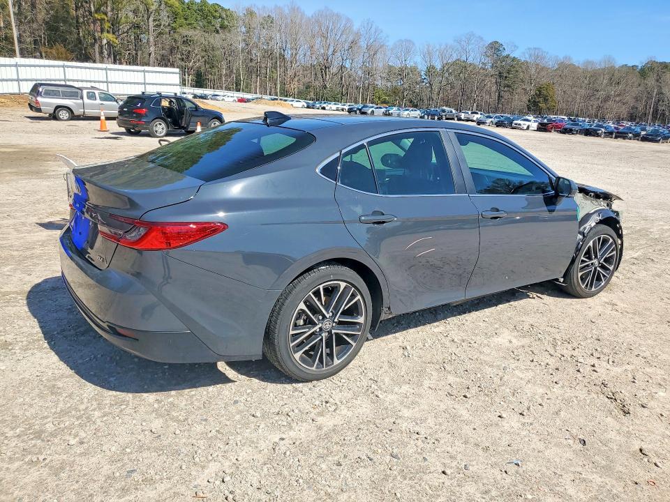صورة رقم 3 من المزاد - 2025 TOYOTA CAMRY مع VIN 4T1DAACK2SU021098