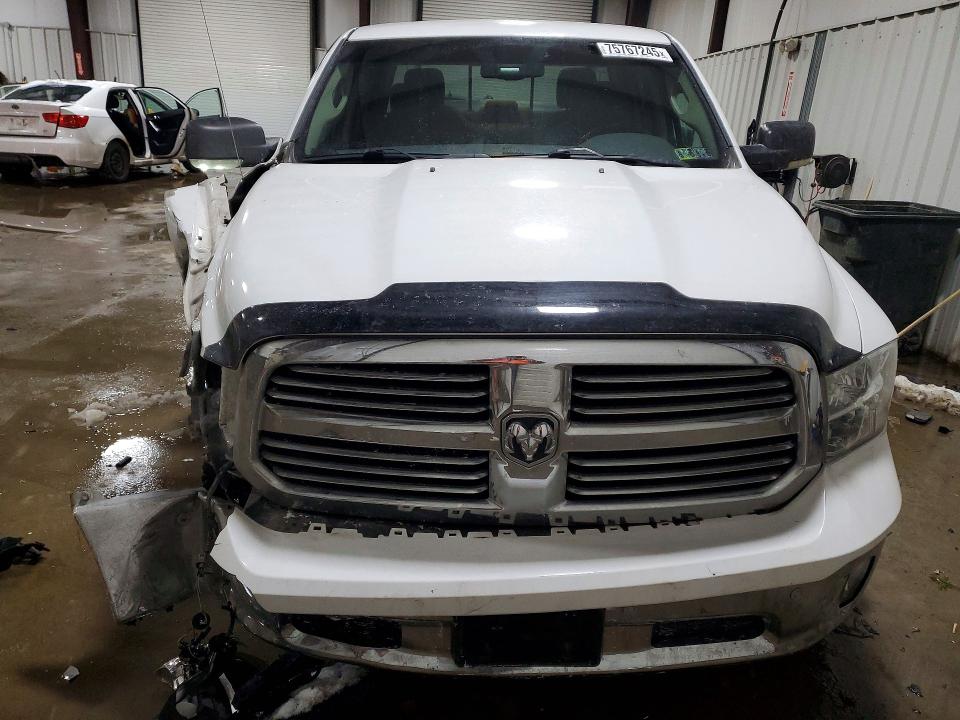 Photo 5 from auction – 2017 RAM 1500 with VIN 1C6RR7TT4HS583322