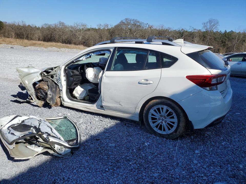 Photo 2 from auction – 2017 SUBARU IMPREZA with VIN 4S3GTAB62H3706510