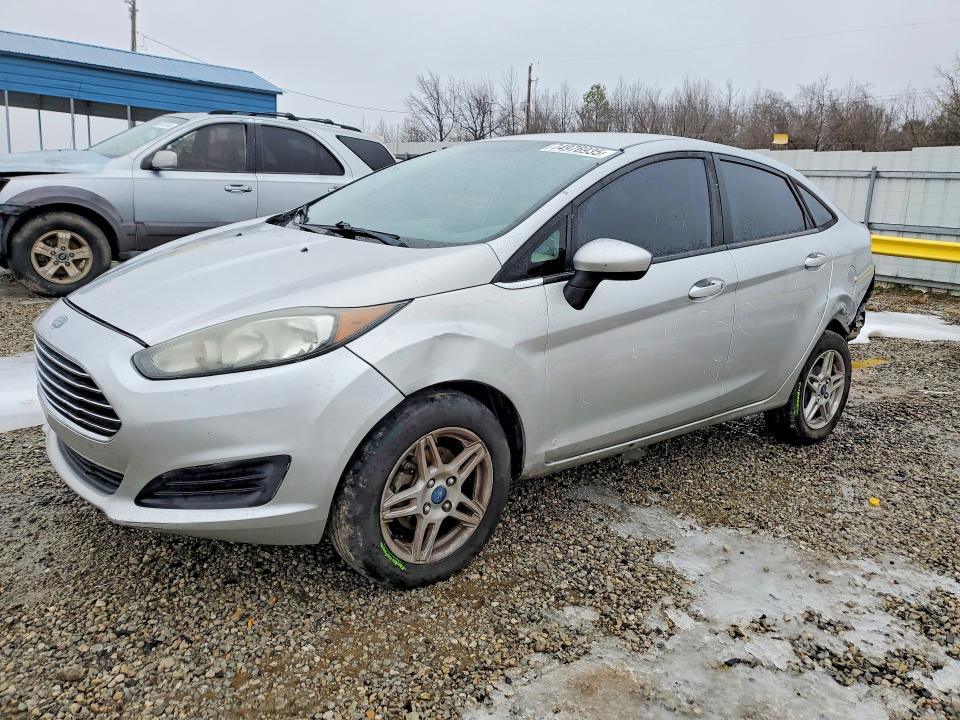 FORD FIESTA SE 2017 with VIN 3FADP4BJ4HM103270 - Photo from auction