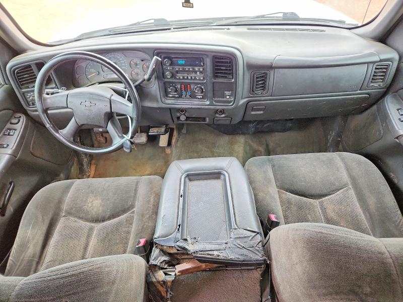 Photo 8 from auction – 2004 CHEVROLET SILVERADO with VIN 2GCEC19T941163126