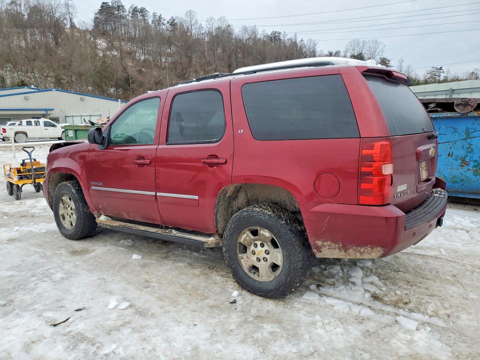Photo 2 from auction – 2011 CHEVROLET TAHOE with VIN 1GNSKBE02BR302838