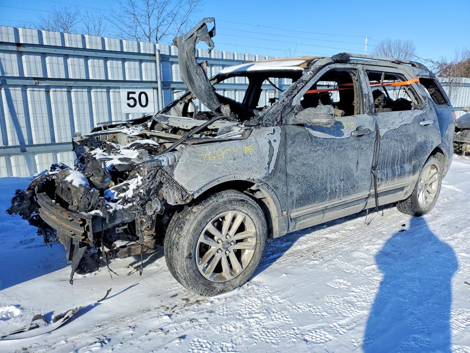 FORD EXPLORER 2011 with VIN 1FMHK8D83BGA18865 - Photo from auction