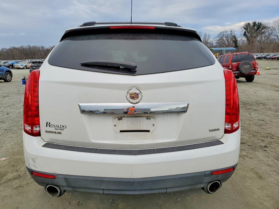 Photo 6 from auction – 2016 CADILLAC SRX with VIN 3GYFNAE35GS532653