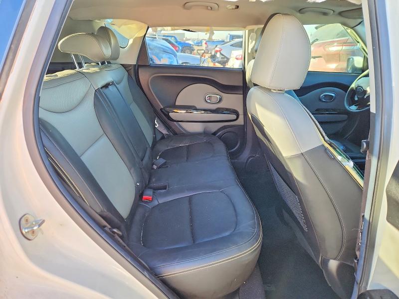 Photo 10 from auction – 2016 KIA SOUL with VIN KNDJP3A53G7370405