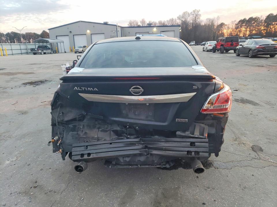 Photo 6 from auction – 2015 NISS ALTIMA with VIN 1N4AL3AP0FN909852