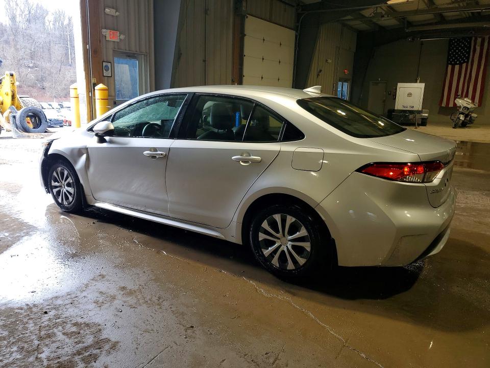Photo 2 from auction – 2022 TOYOTA COROLLA with VIN JTDEAMDE1N3011935