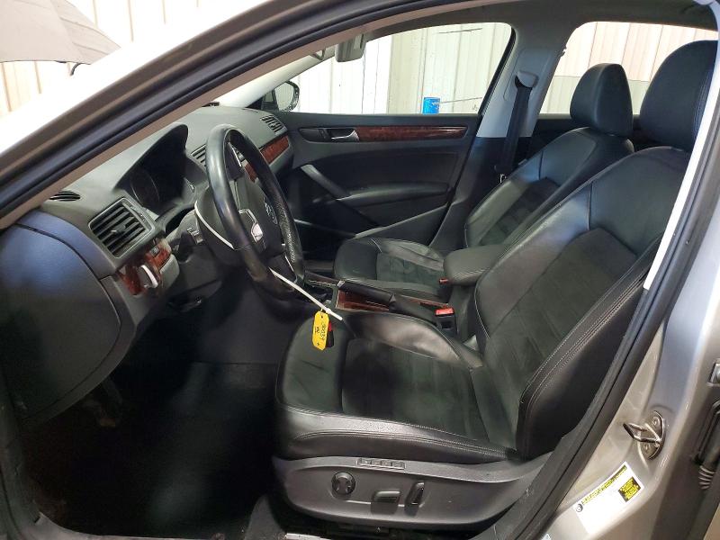 Photo 7 from auction – 2012 VOLKSWAGEN PASSAT with VIN 1VWCP7A36CC093861