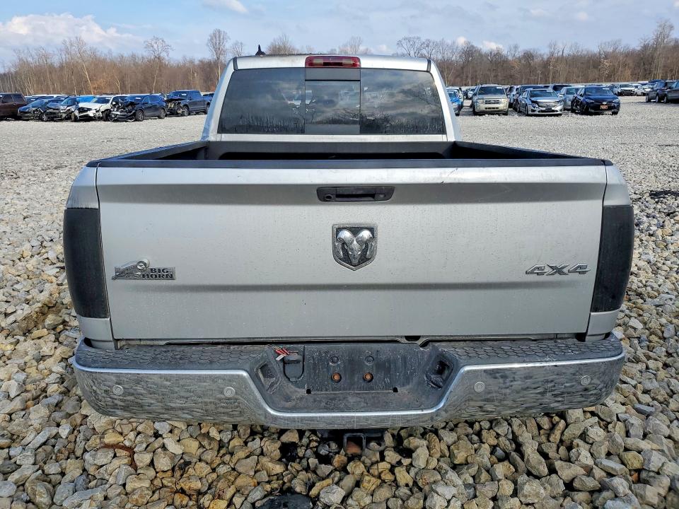 Photo 6 from auction – 2018 RAM 1500 with VIN 1C6RR7GG5JS168884