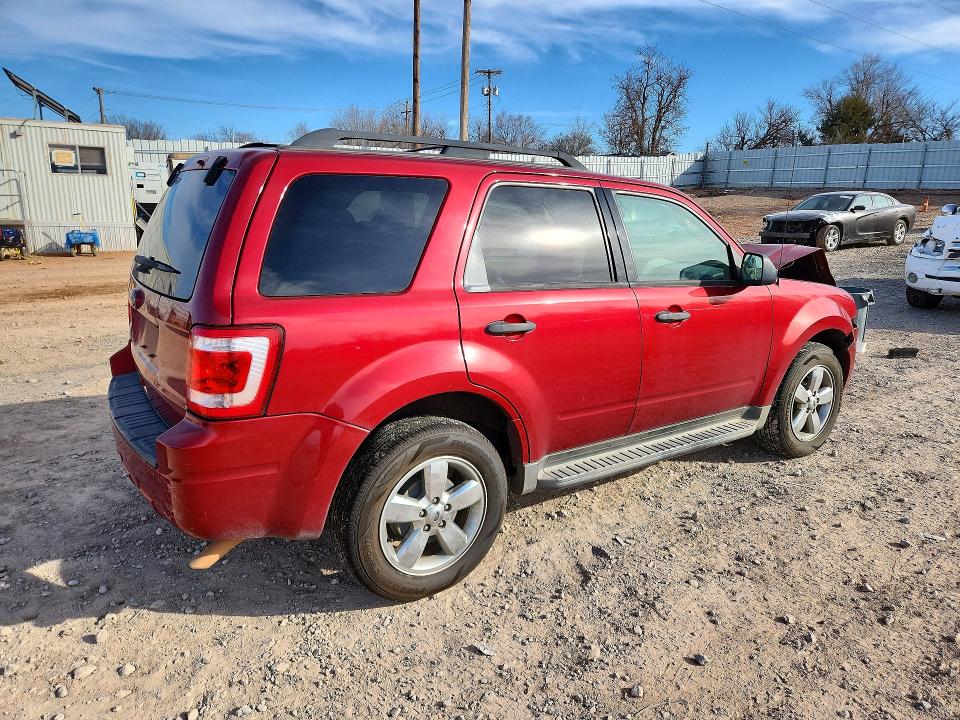 Photo 3 from auction – 2012 FORD ESCAPE XLT with VIN 1FMCU0D77CKB90974