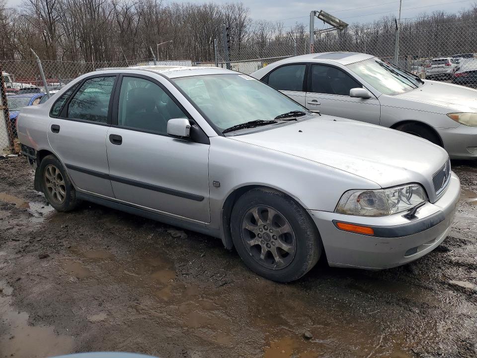 Photo 4 from auction – 2001 VOLVO S40 with VIN YV1VS29521F710603